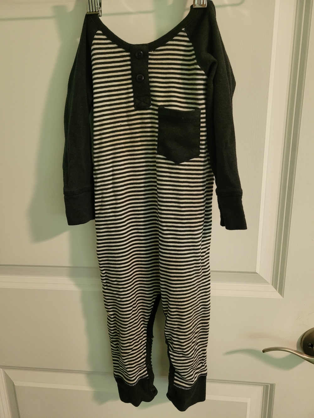Kids Black & White Striped Long-Sleeve Pajama Romper with Pocket